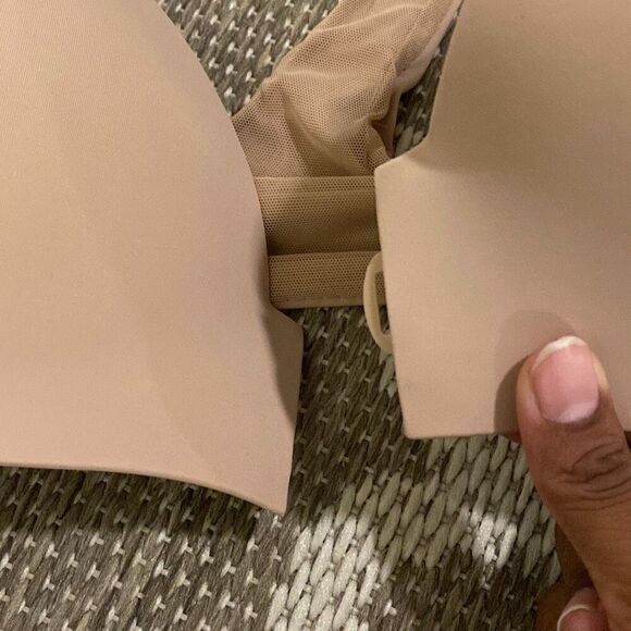 Victoria’s Secret bra size 32DD - Picture 4 of 9